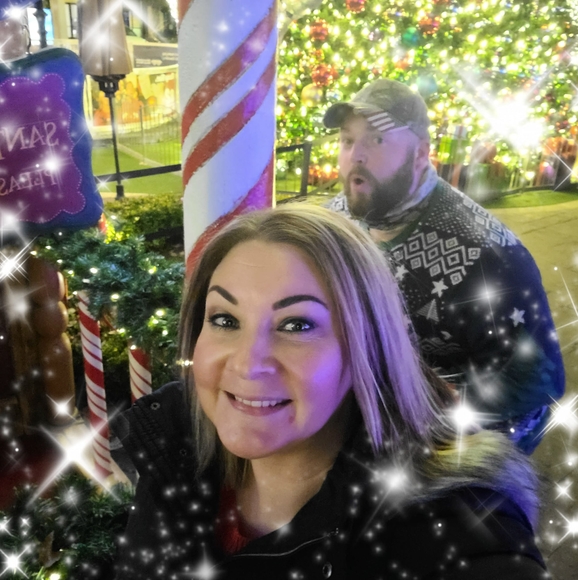 Profile Picture of Becky Lusk (@blusk81) on Poshmark