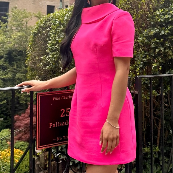 Profile Picture of A Lara (@annyalara5) on Poshmark