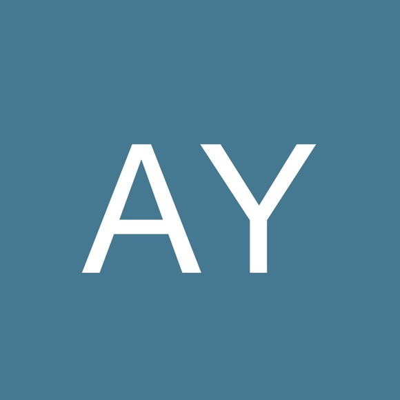 Profile Picture of Alex Yaeger (@yaegr) on Poshmark