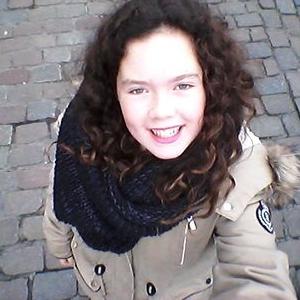 Profile Picture of Julia Robles Soto (@juliarobles2003) on Twitter