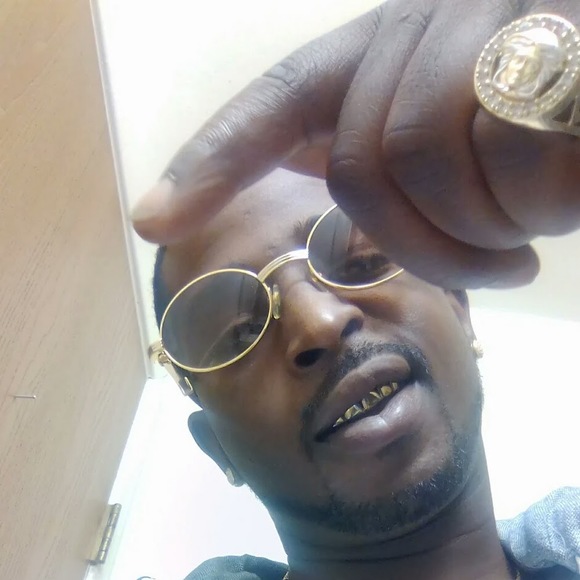 Profile Picture of Krystopher Davis (@bigkryzovell14) on Poshmark