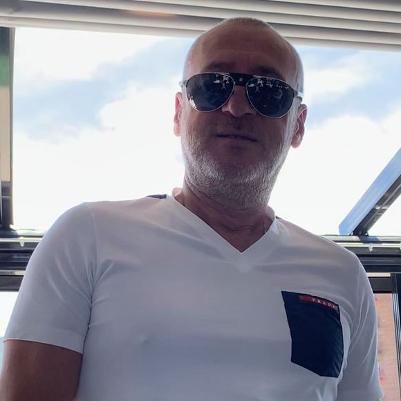 Profile Picture of Victor Ivanchenko (@vivantechenko) on Poshmark