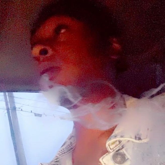 Profile Picture of Jaquerouz Golliday (@jaquerous18) on Poshmark