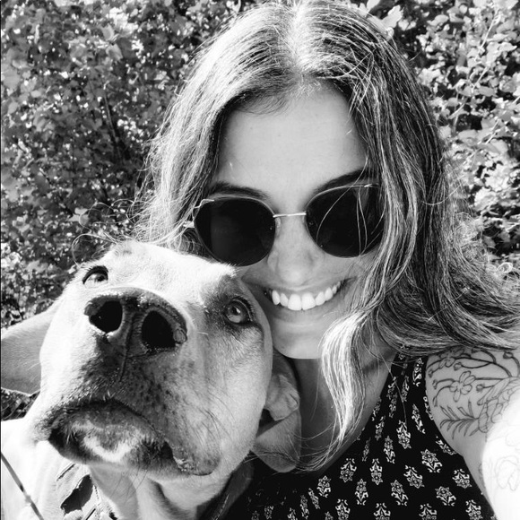 Profile Picture of Deanna Sicurella (@dsic13) on Poshmark