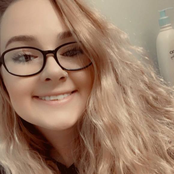 Profile Picture of Brianna Cottrell (@bri3964) on Poshmark