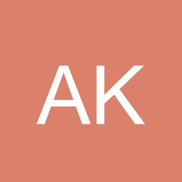 Profile Picture of Alberto Kim (@shyboy510) on Poshmark