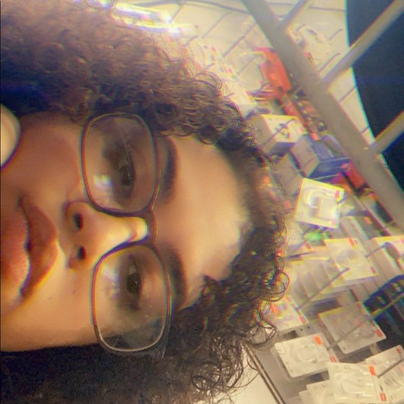 Profile Picture of Kathy Garcia (@kathyygg440) on Poshmark