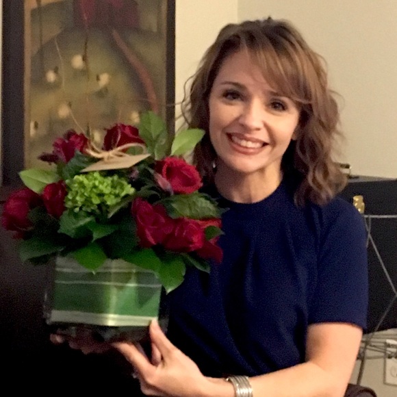 Andrea Waggener - Poshmark Profile Picture of Andrea Waggener (@andiwaggener) on Poshmark