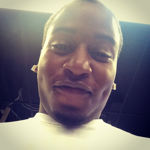 Profile Picture of Blake Preston (@bpreston924) on Poshmark