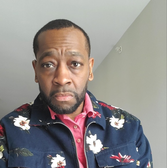 Profile Picture of Bobby Singleton (@chefbobby32) on Poshmark