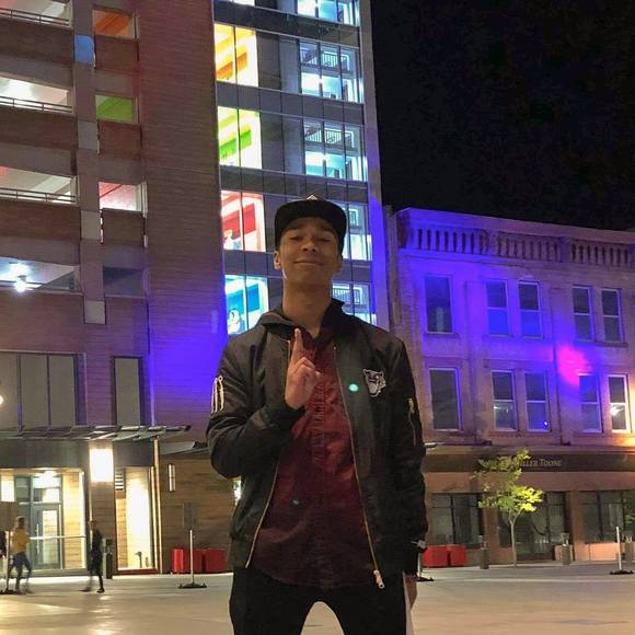 Profile Picture of Marcus Webster (@marcusred) on Poshmark