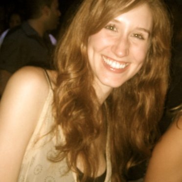 Profile Picture of Sara Cahill (@SaraRoseFox) on Twitter