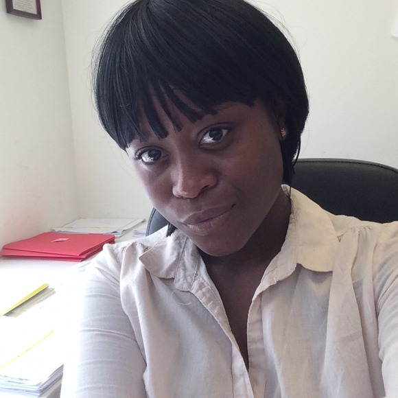 Profile Picture of Sunny Akinfe (@sunnyak_) on Poshmark