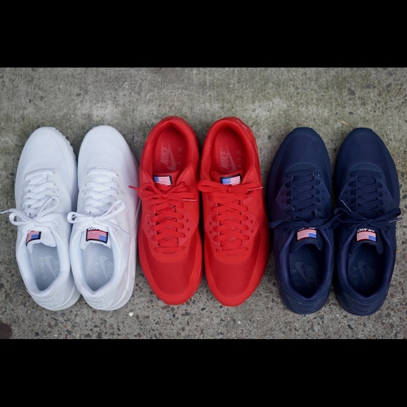 Profile Picture of Mike Mancera (@mmg400) on Poshmark