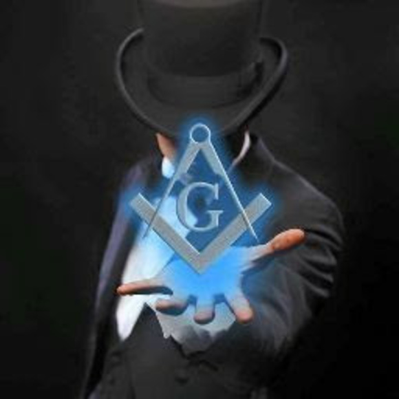 Profile Picture of Rafael Mojena (@rafaelmojena537) on Poshmark