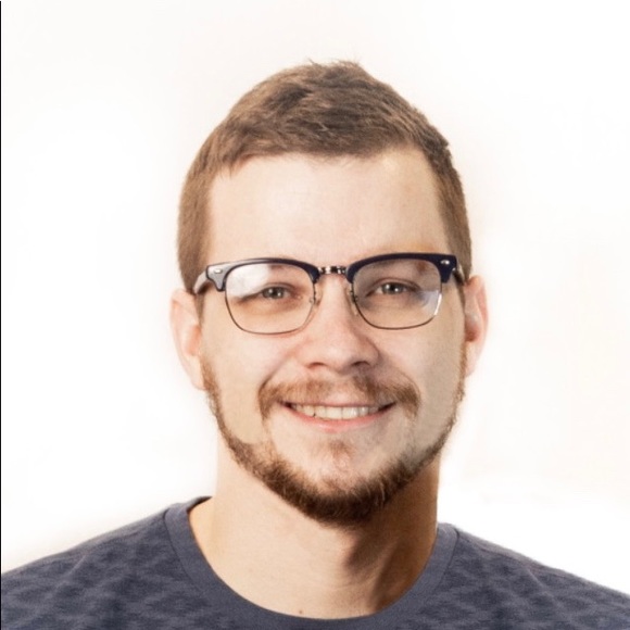 Profile Picture of Dan Mesaric (@dan_mesaric) on Poshmark