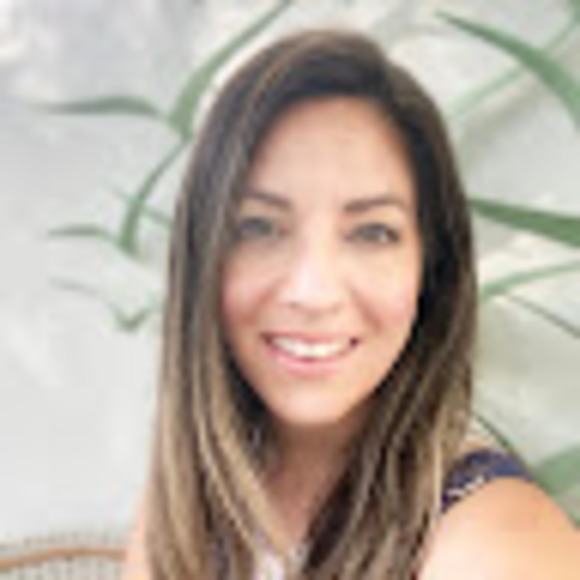 Profile Picture of Dr. tracey Inman (@drtraceyinman) on Poshmark