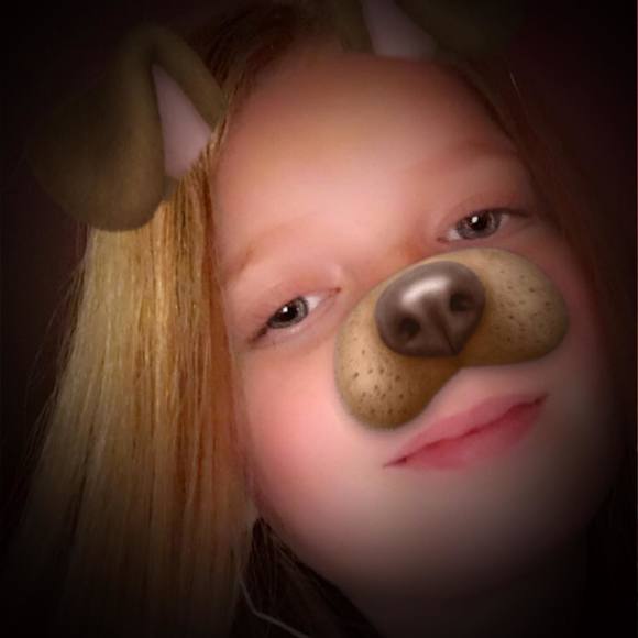 Profile Picture of Kyleigh Engle (@kyleighengle) on Poshmark