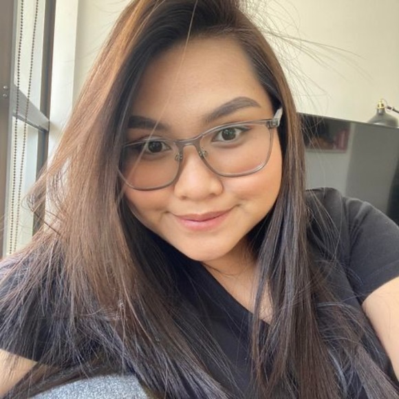 Profile Picture of Kim rhea Morada (@moradakimrhea17) on Poshmark