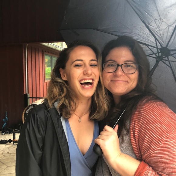 Profile Picture of Katherine Quinn (@kquinn519) on Poshmark