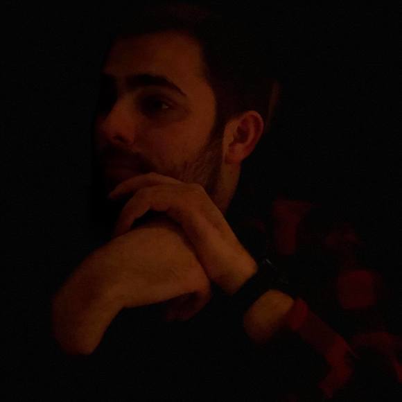 Profile Picture of Mike Malinics (@mmal20008) on Poshmark