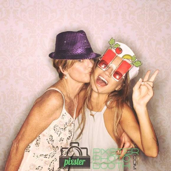 Profile Picture of Kimberly Christensen (@elliechili) on Poshmark