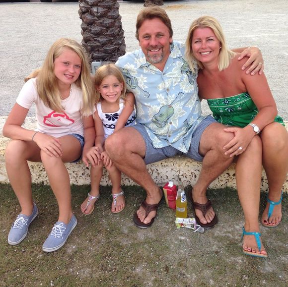 Profile Picture of Donna Davich (@beechy617) on Poshmark