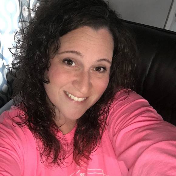 Profile Picture of Brandy Richardson (@bbradford1979) on Poshmark