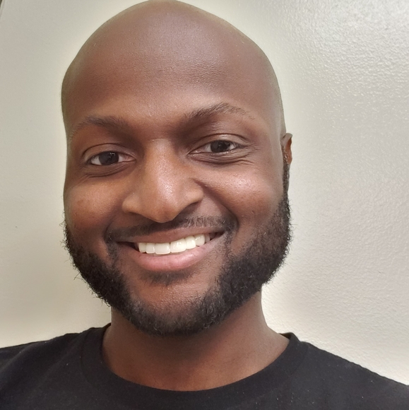 Profile Picture of Daniel Foucher (@chicagostyle980) on Poshmark