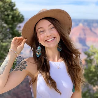 Profile Picture of just cass ↞choose joy↠ (@cassyoga) on Instagram