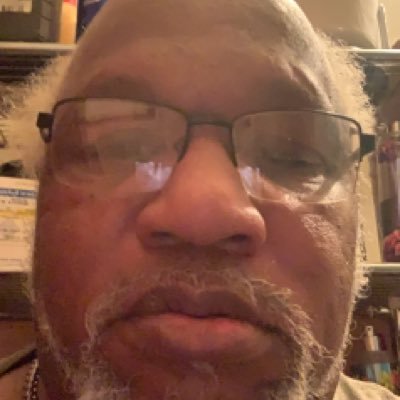 Profile Picture of Kevin Merriweather (@KevinMerriweat3) on Twitter