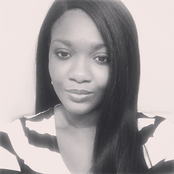 Profile Picture of Alexis Spencer (@alexisspence797) on Poshmark