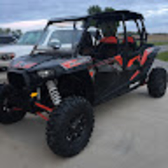 Jackson Heringhaus - Poshmark Profile Picture of Jackson Heringhaus (@jheringhaus) on Poshmark