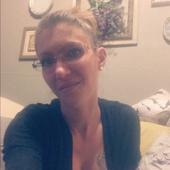 Profile Picture of Brandi Hauptli (@bhauptli5) on Poshmark
