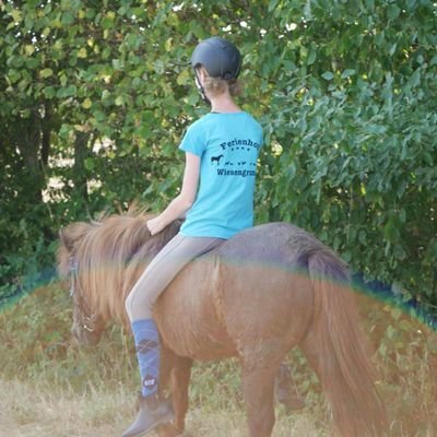 Profile Picture of Eva  Rolfsmeier (@RolfsmeierEva) on Twitter