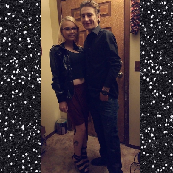 Profile Picture of Krista Damen (@kleedamen97) on Poshmark