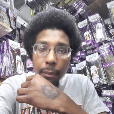 Profile Picture of George Sterling (@GeorgeS63954014) on Twitter