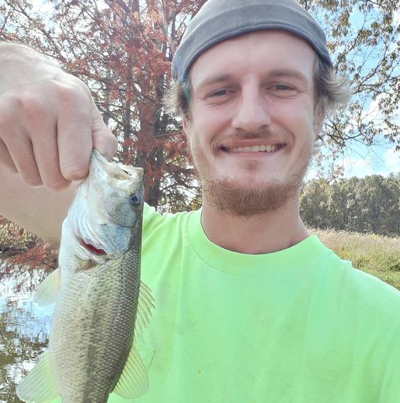 Profile Picture of Jacob Sutton (@jacob23sutton) on Poshmark