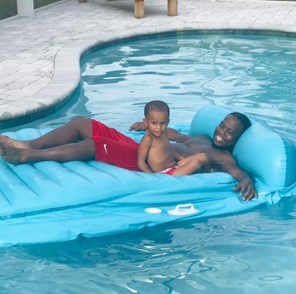 Profile Picture of James Christian (@jameschristi196) on Poshmark