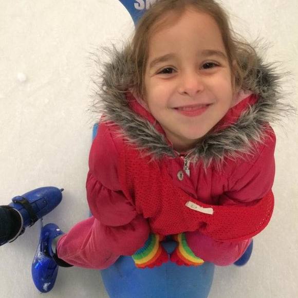 Profile Picture of Leela Weinreb (@leela_weinreb) on Poshmark