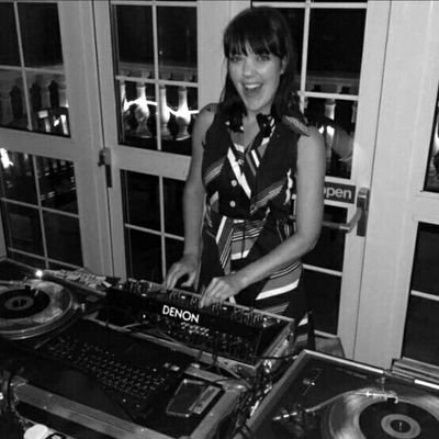 Profile Picture of Debbie John (@iamDebbie_John) on Twitter