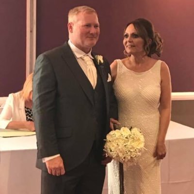 Profile Picture of Carl Hogg (@Carlhogg4) on Twitter