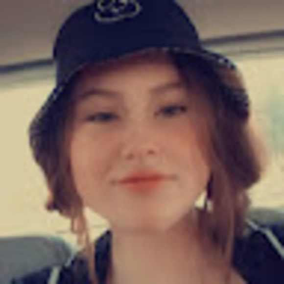 Profile Picture of Trinity Anders (@willmantrinity) on Poshmark