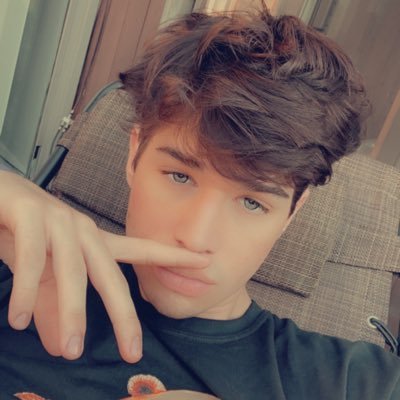 Profile Picture of Angelo (@itmagine) on Twitter