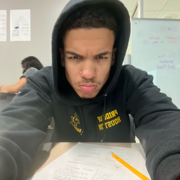Profile Picture of Christopher Marte candelario (@christopherm820) on Poshmark