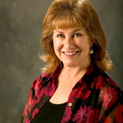 Profile Photo of Lori Thompson (@CORealtorLori) on Twitter