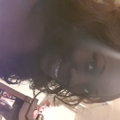 Profile Picture of Rosalyn Knox (@prettygurl85o) on Twitter