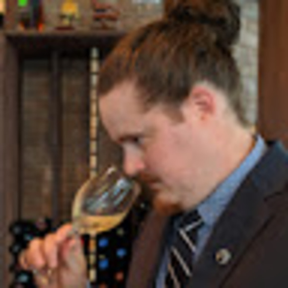 Profile Picture of Kevin Parks (@kevinparks829) on Poshmark