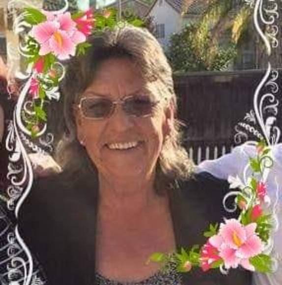 Profile Picture of Cassandra Pheil (@cpheil1) on Poshmark