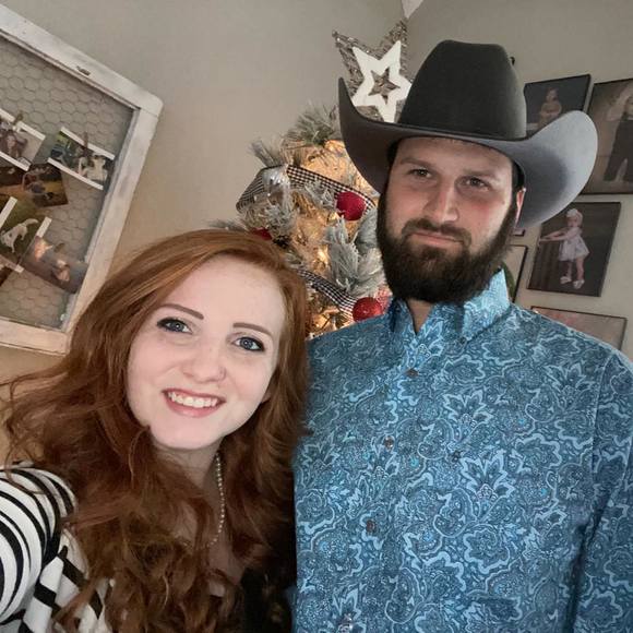 Profile Picture of Hannah Drew (@hdbasinger) on Poshmark